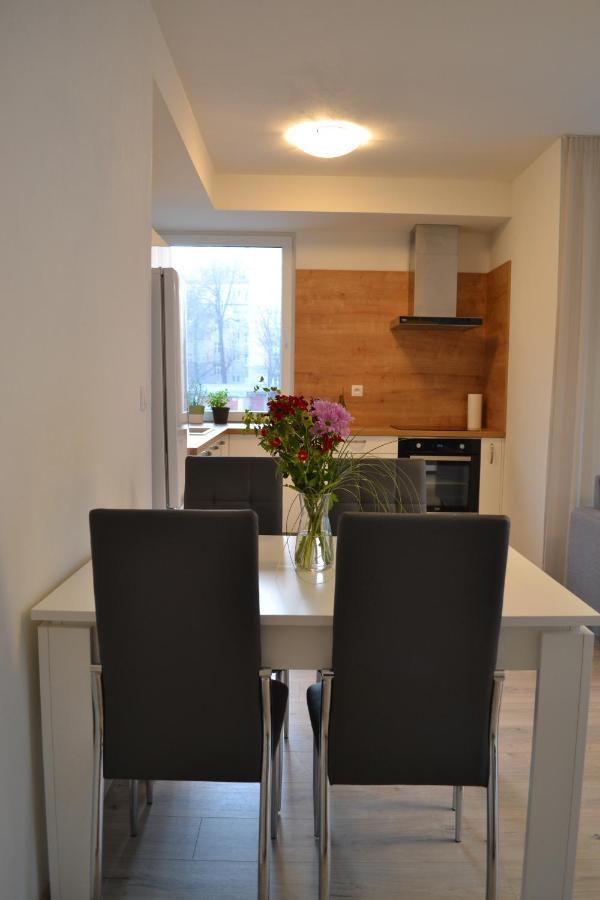 Elegant Escape Apartment II - City Centre Bratislava Exteriér fotografie