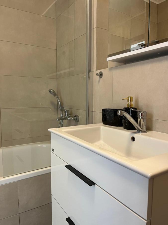 Elegant Escape Apartment II - City Centre Bratislava Exteriér fotografie